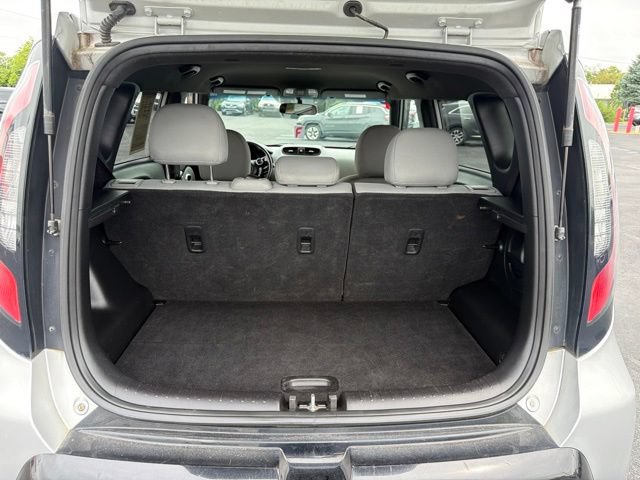 Used 2016 Kia Soul + FWD image 8