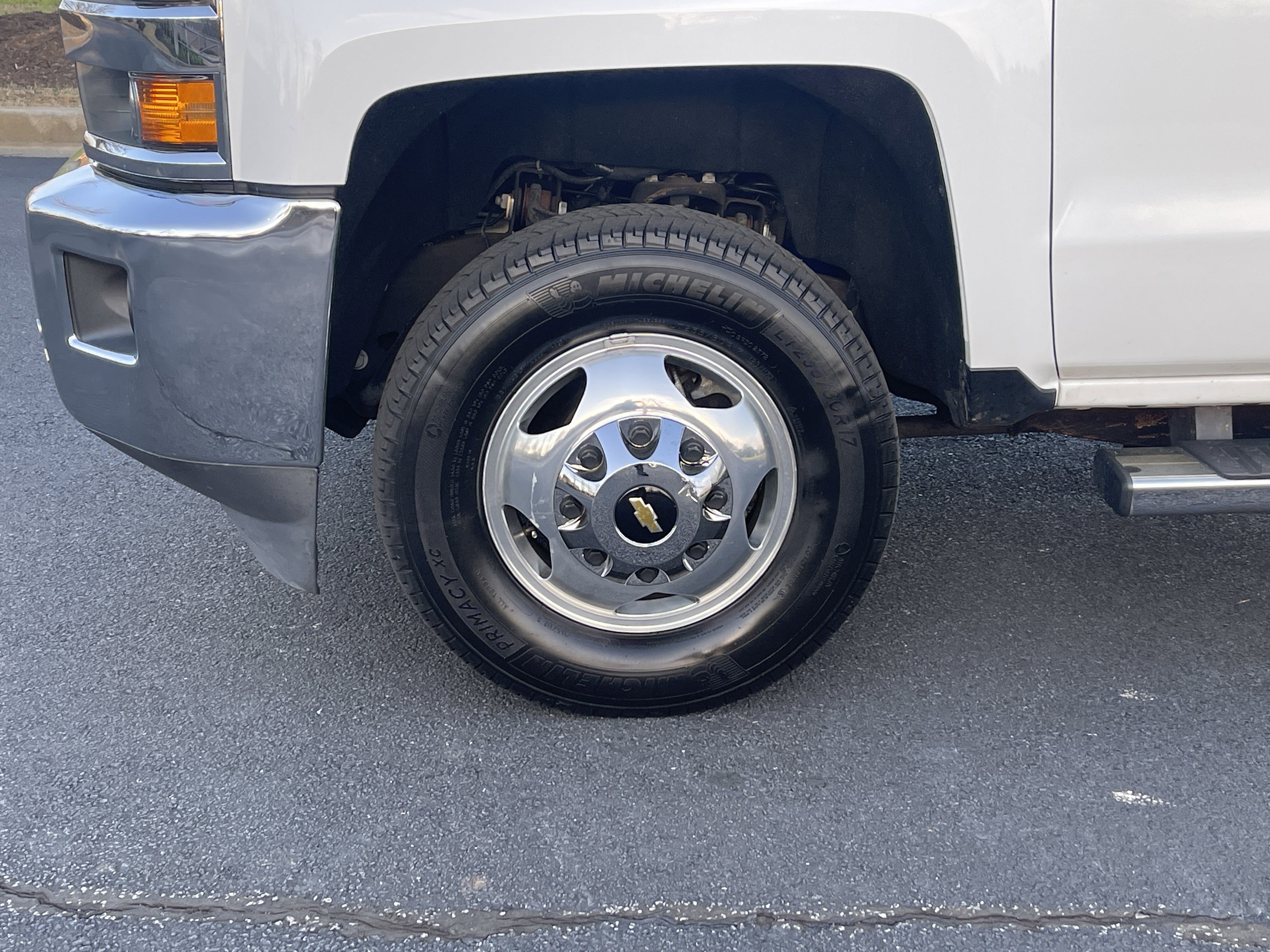 Used 2016 Chevrolet Silverado 3500 LTZ image 32
