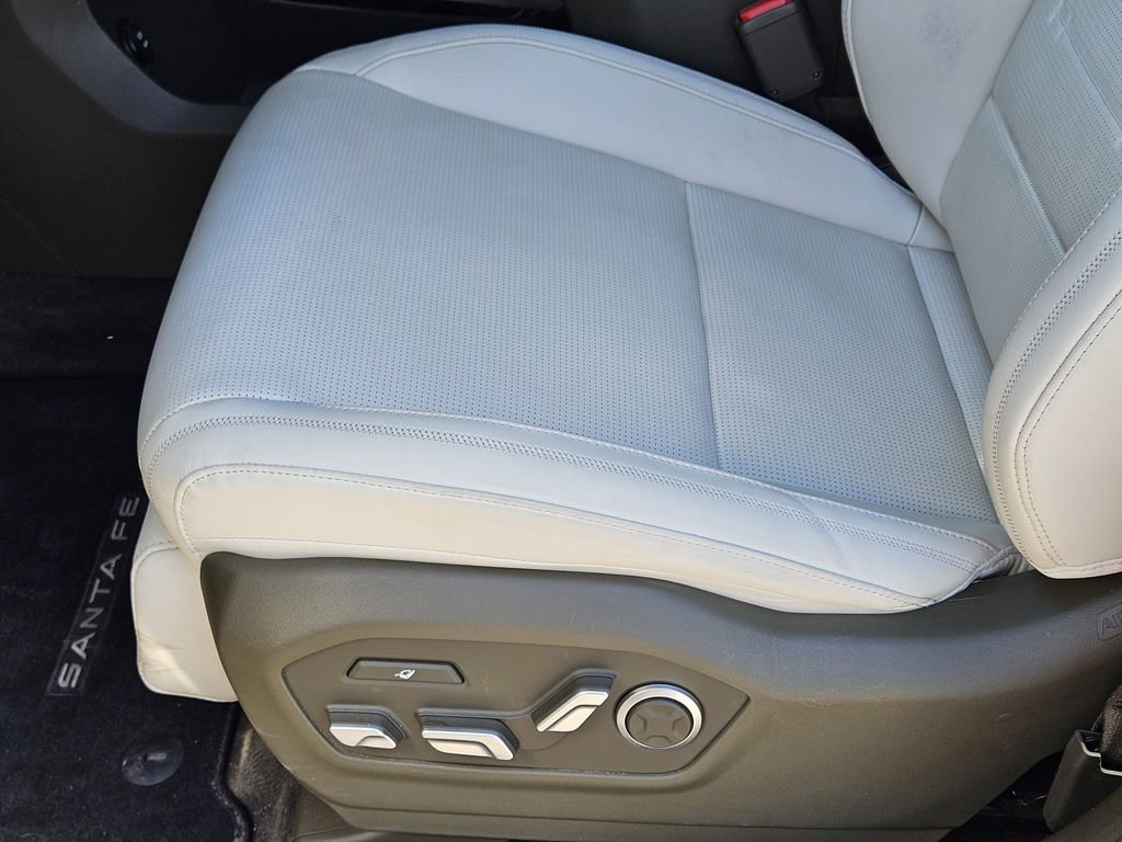 Used 2025 Hyundai Santa Fe Calligraphy image 18