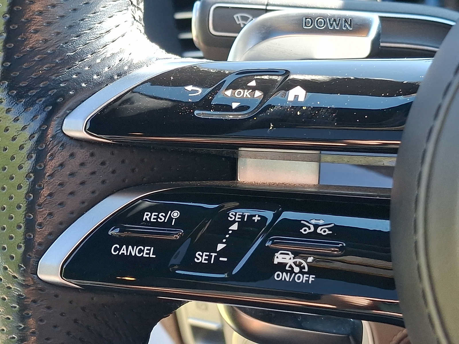 Used 2024 Mercedes-Benz GLE 53 AMG 4MATIC image 16