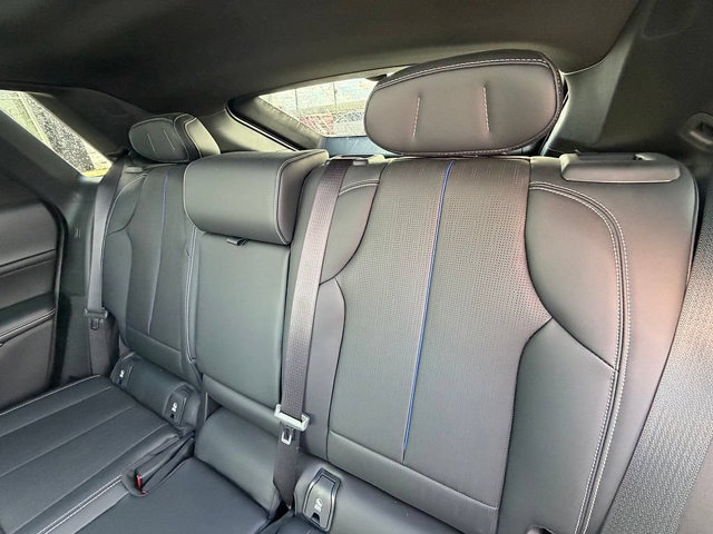 Used 2024 Cadillac Lyriq Luxury w/ LPO, Floor Liner Package AWD/4WD image 14