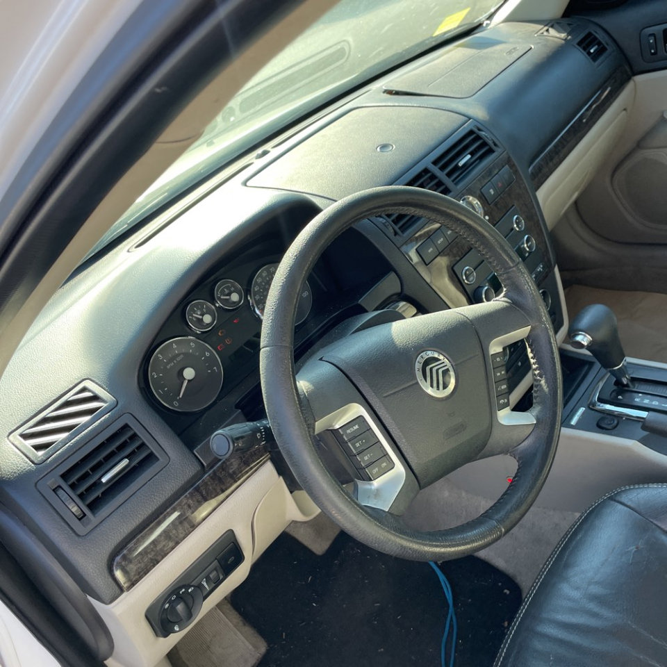 Used 2009 Mercury Milan Premier image 15