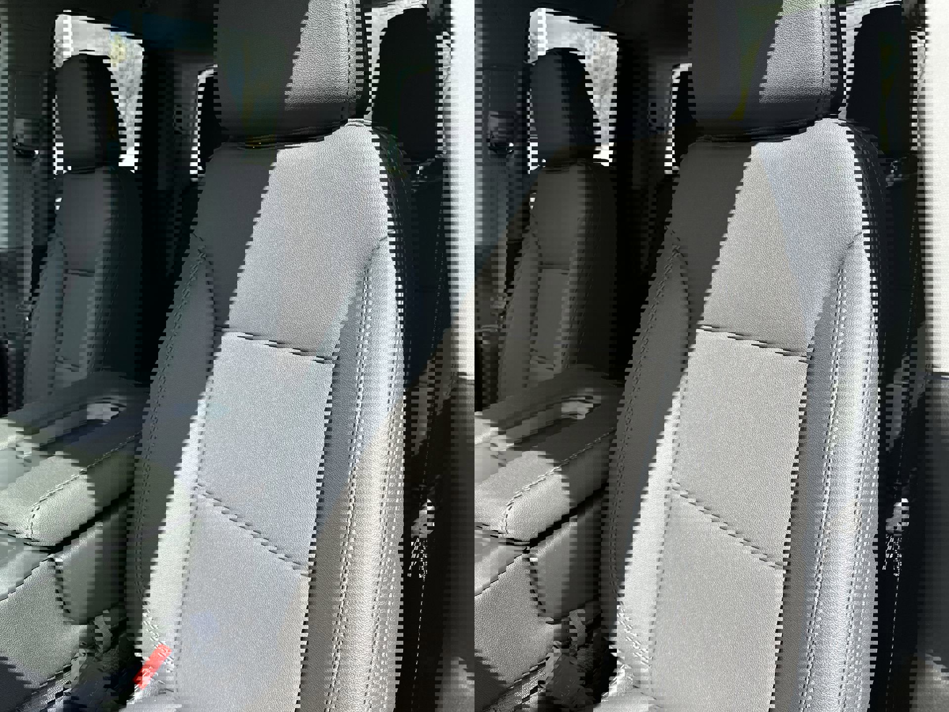 New 2026 GMC Sierra 2500 Pro w/ Convenience Package image 11