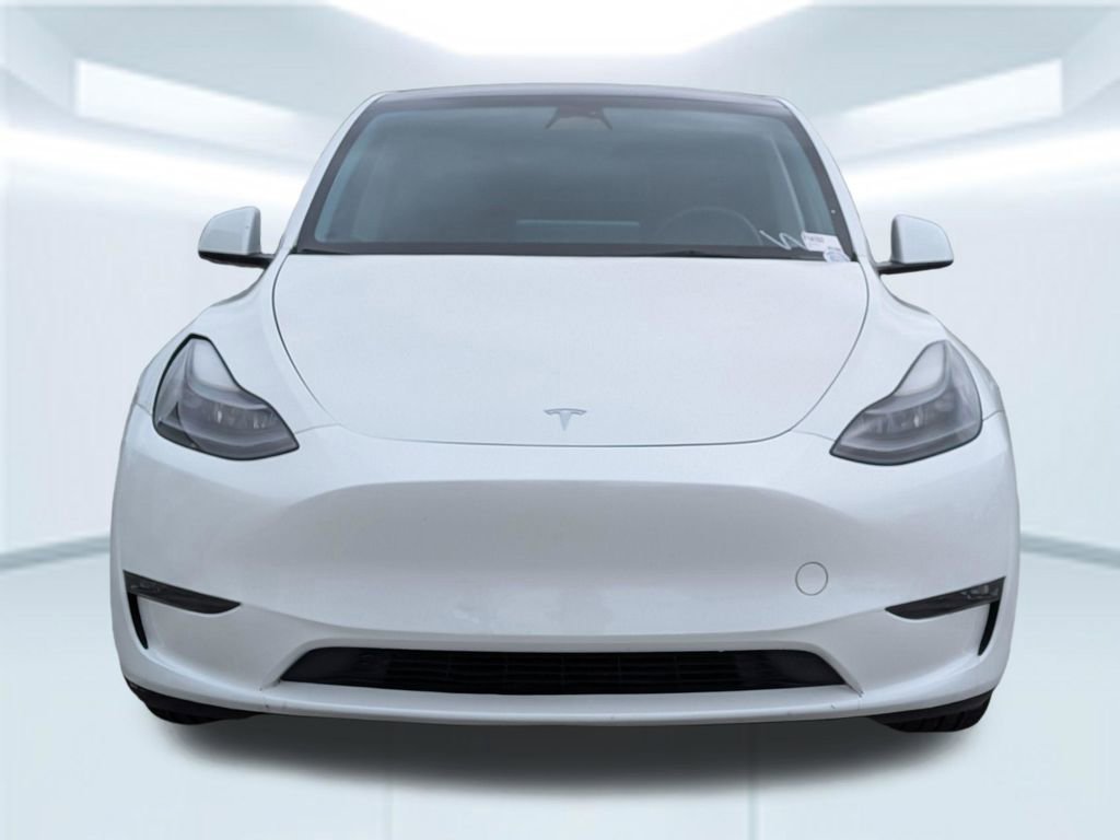 Used 2023 Tesla Model Y Long Range image 13