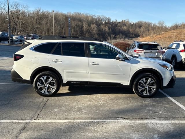 Used 2022 Subaru Outback Limited image 6