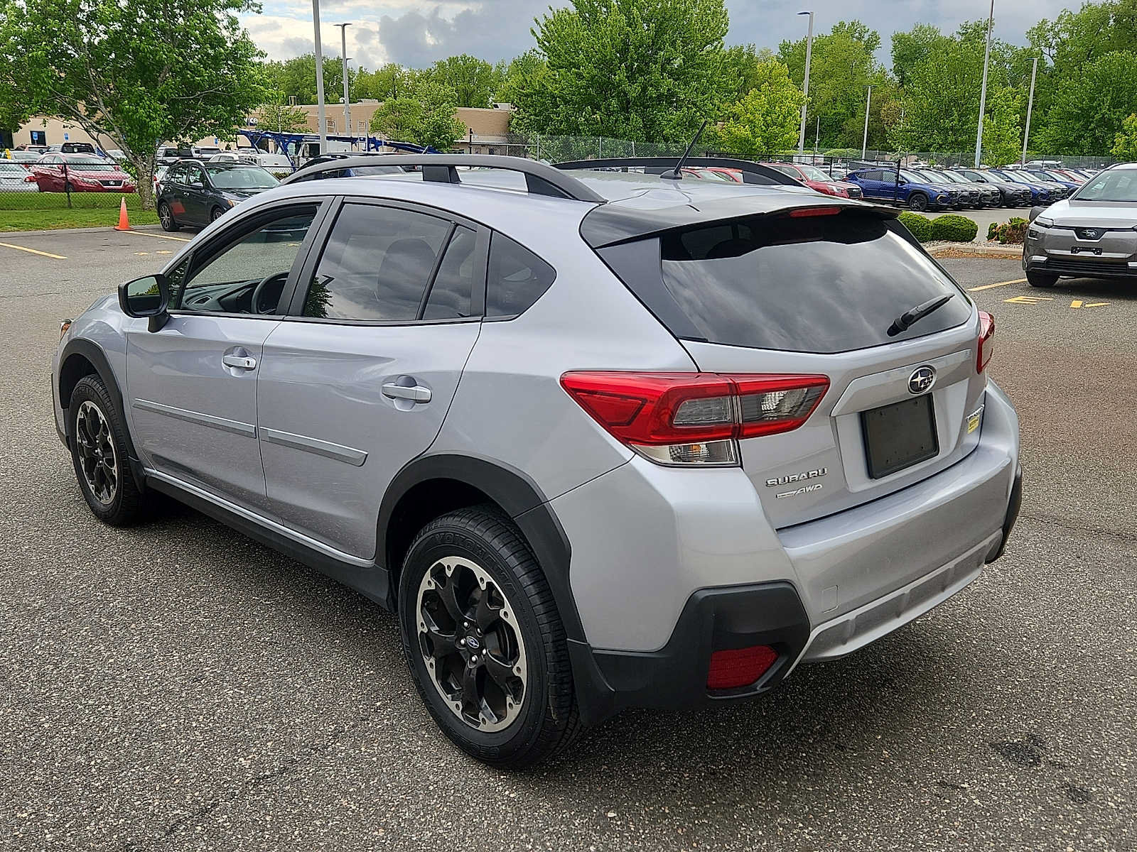 Used 2023 Subaru Crosstrek 2.0i AWD/4WD image 4