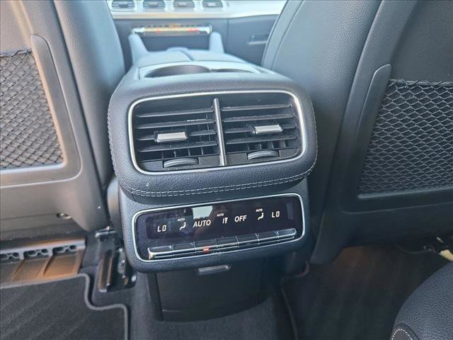 Used 2025 Mercedes-Benz GLS 450 4MATIC image 16