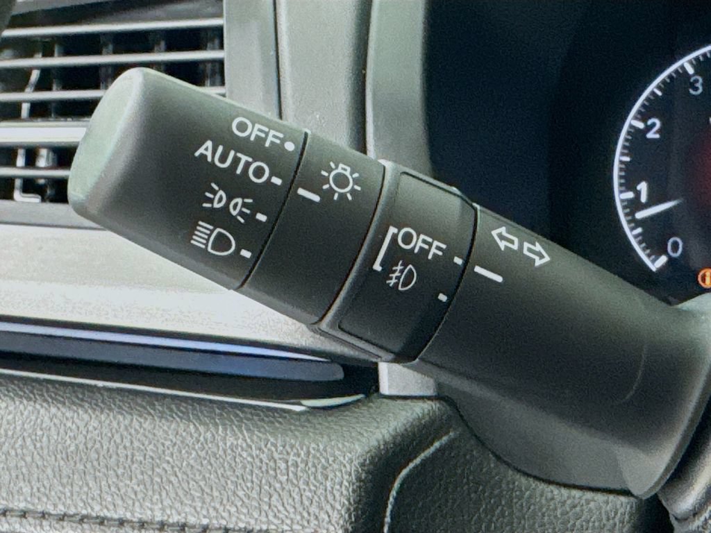 Used 2026 Honda Odyssey Touring image 15