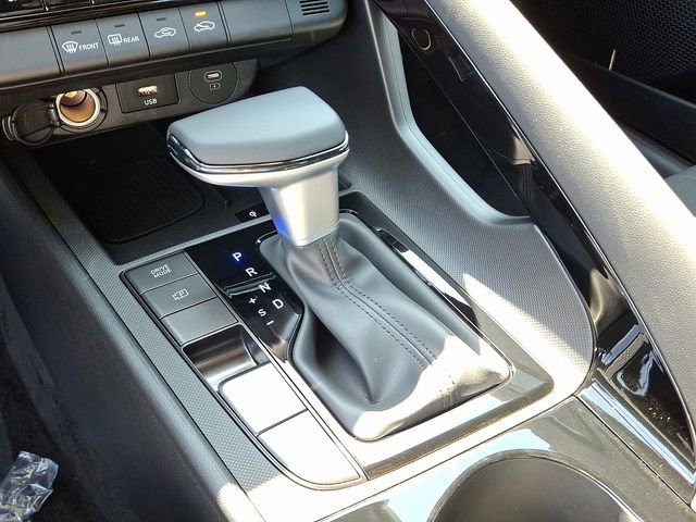 New 2025 Hyundai Elantra SEL image 8