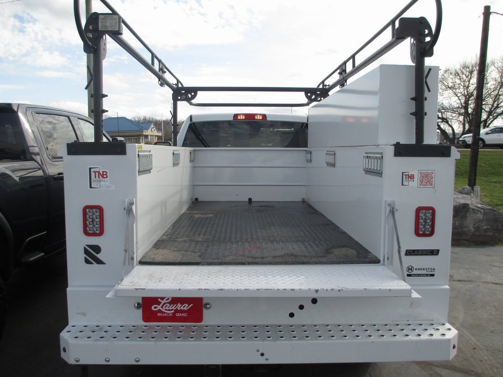 Used 2024 RAM 3500 Tradesman w/ Safety Group image 8