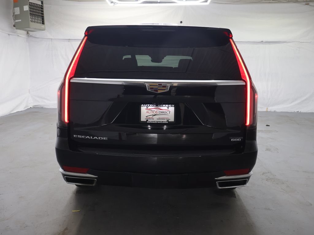 Used 2022 Cadillac Escalade Premium Luxury AWD/4WD image 6