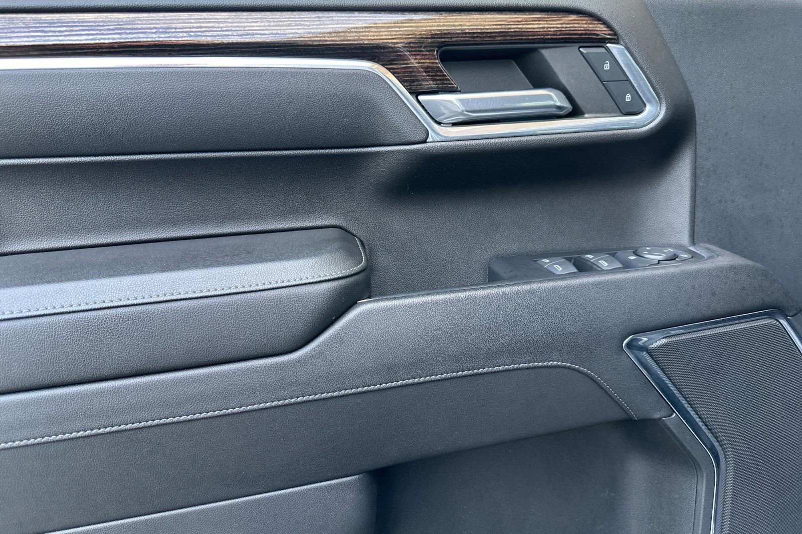 Certified 2023 GMC Sierra 1500 Elevation image 11