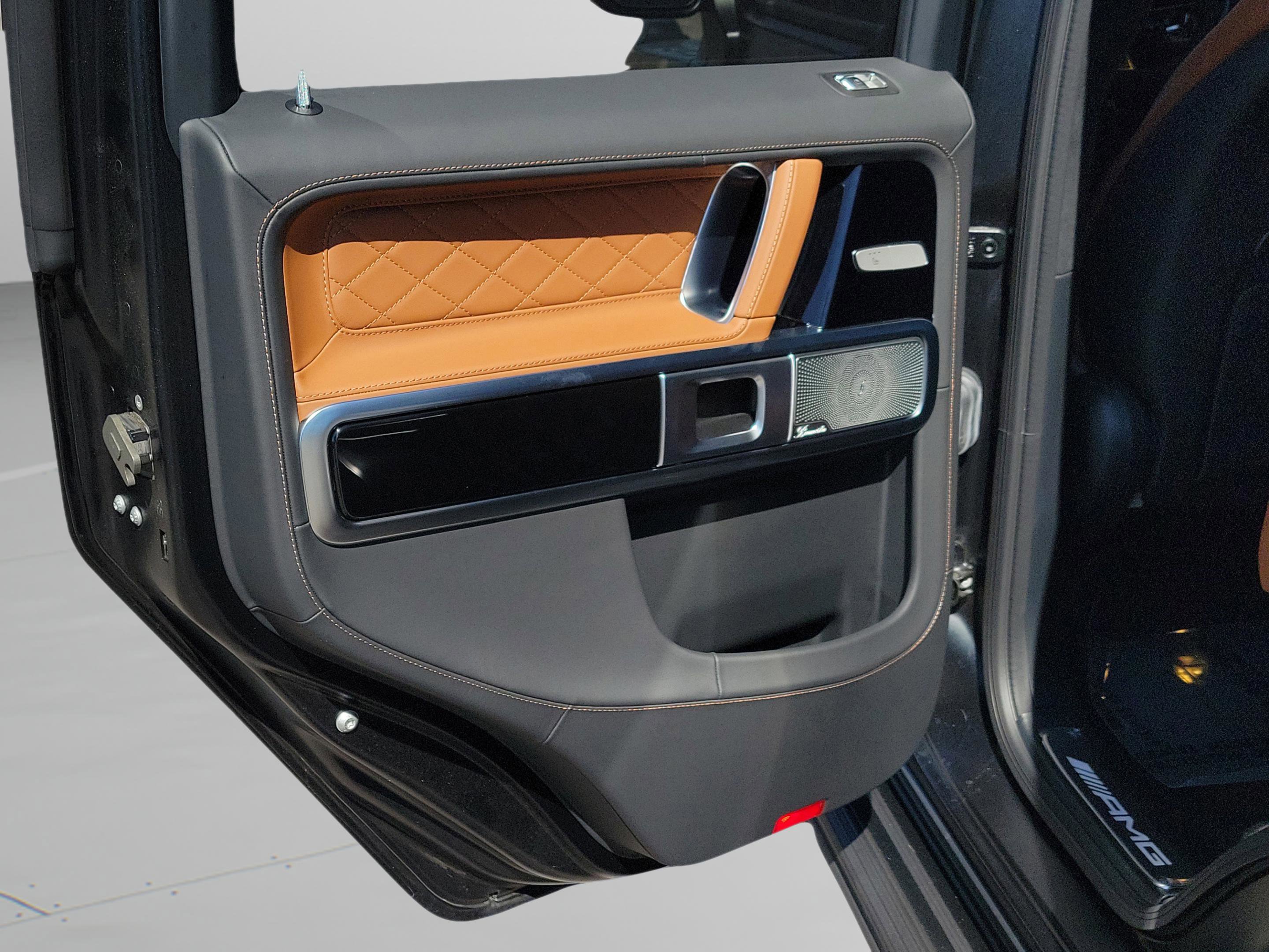Certified 2025 Mercedes-Benz G 63 AMG 4MATIC image 7