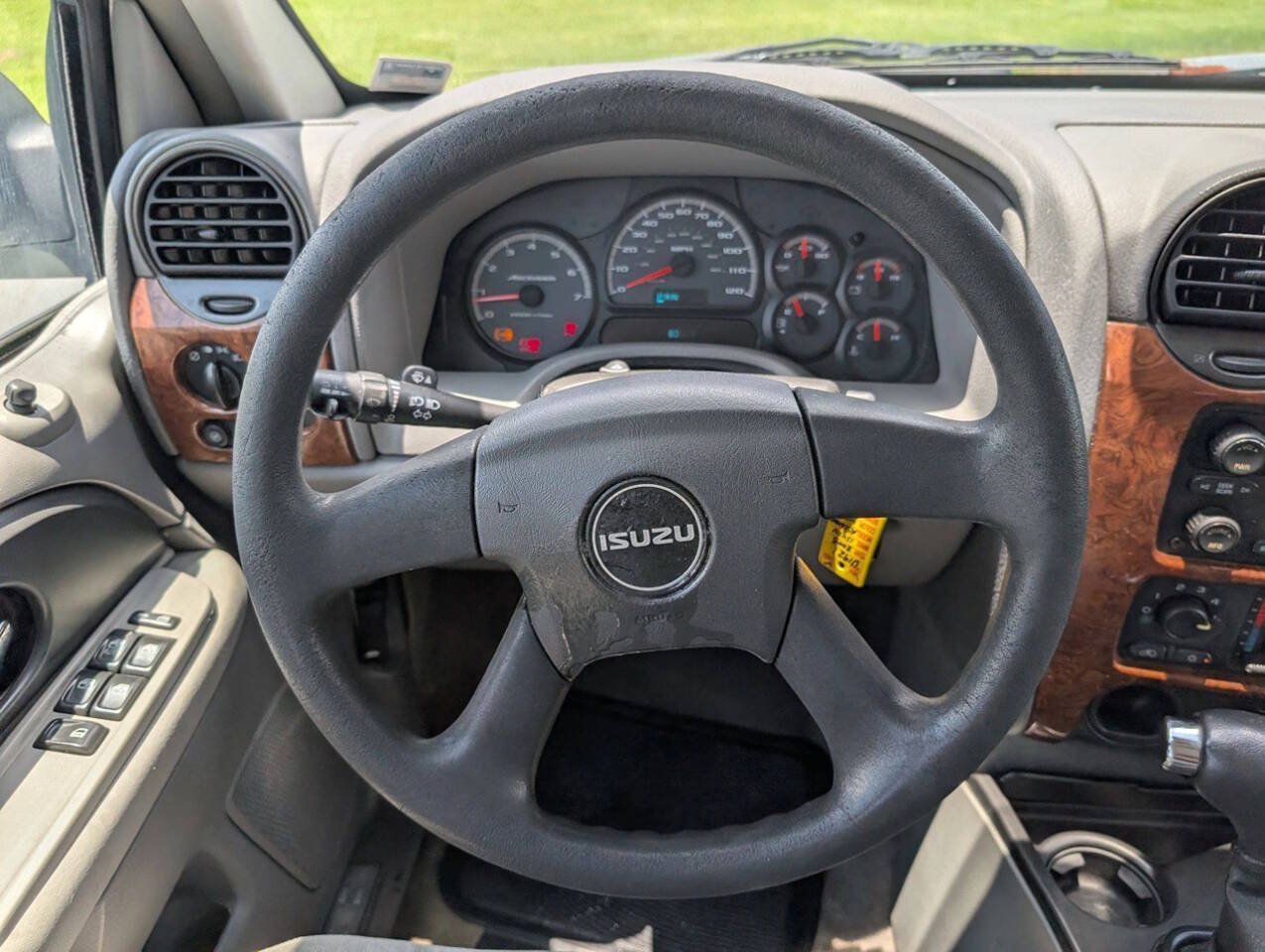 Used 2005 Isuzu Ascender S RWD image 33