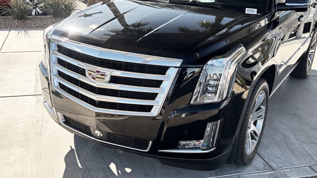 Used 2015 Cadillac Escalade Premium AWD/4WD image 5