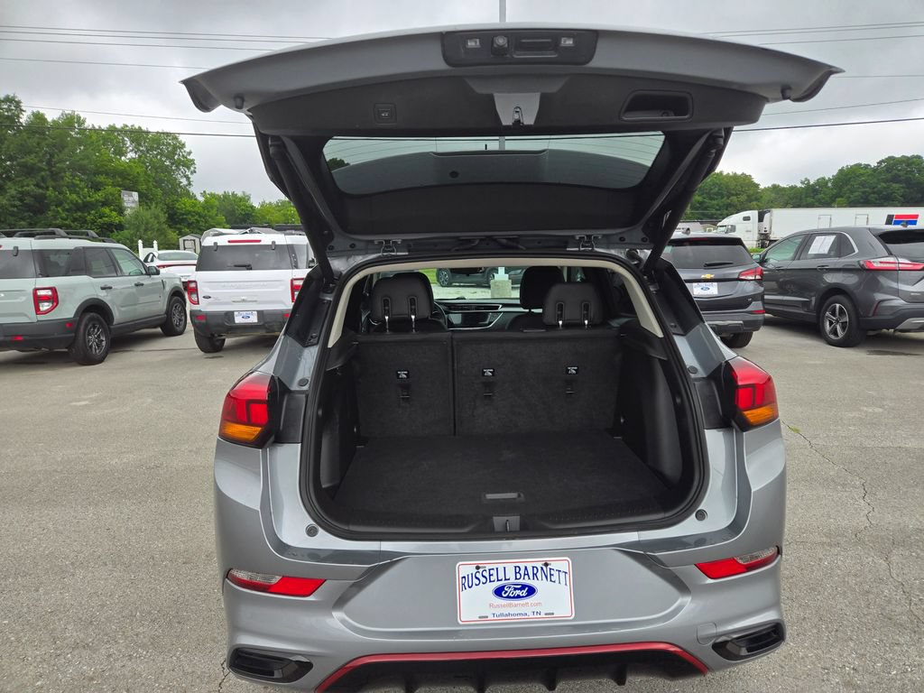 Used 2023 Buick Encore GX Select w/ Sport Touring Package FWD image 5