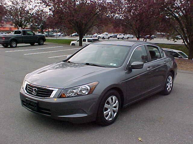 Used 2010 Honda Accord LX image 4