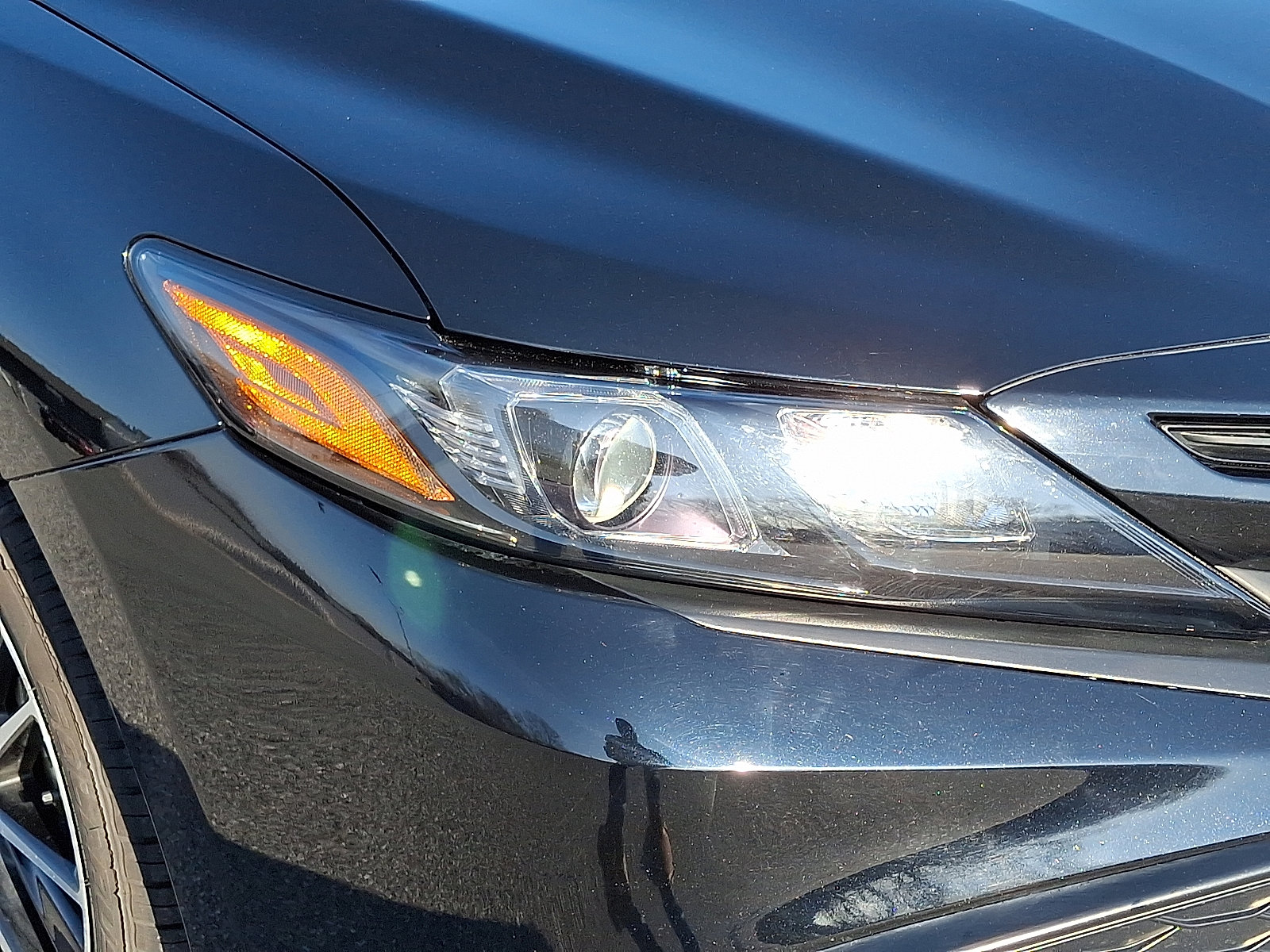 Used 2024 Toyota Camry SE image 10