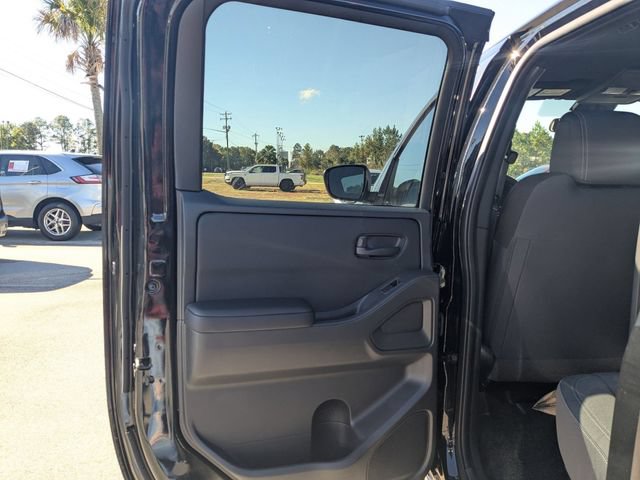 New 2026 Nissan Frontier SV w/ Tow Package AWD/4WD image 24