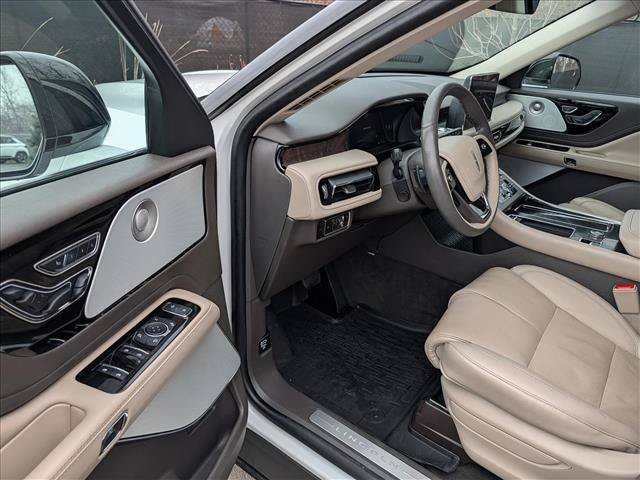 Certified 2023 Lincoln Aviator Reserve w/ Equipment Group 201A AWD/4WD image 32