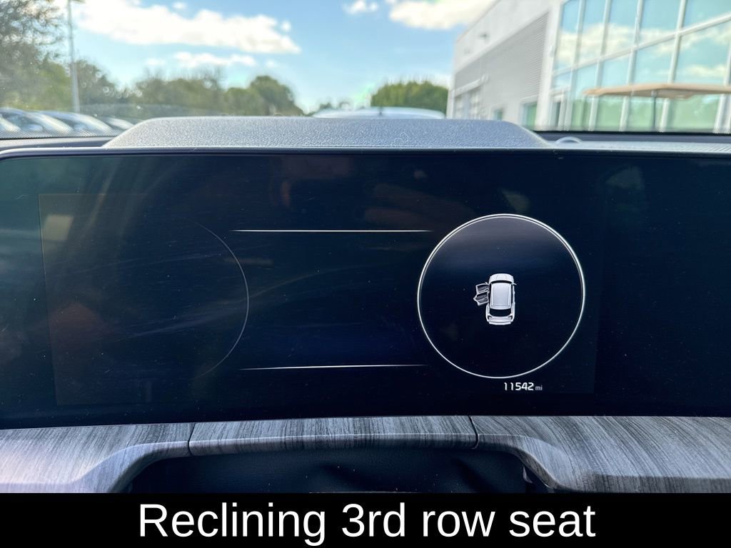 Used 2024 Kia Telluride SX w/ Towing Package image 29