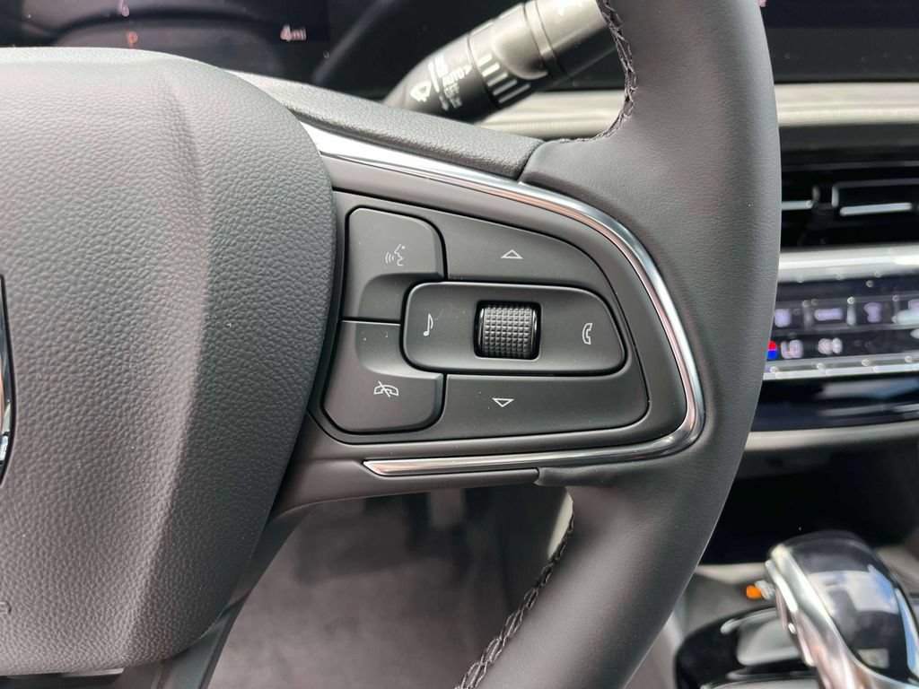 New 2026 Buick Envista Avenir FWD image 23