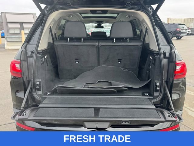 Used 2022 BMW X7 xDrive40i w/ Premium Package image 12