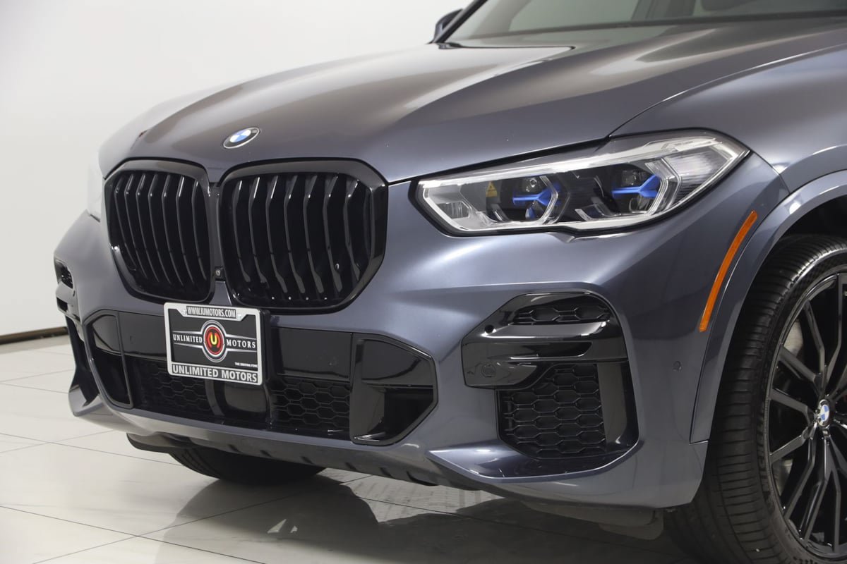 Used 2022 BMW X5 M50i w/ Executive Package AWD/4WD image 54