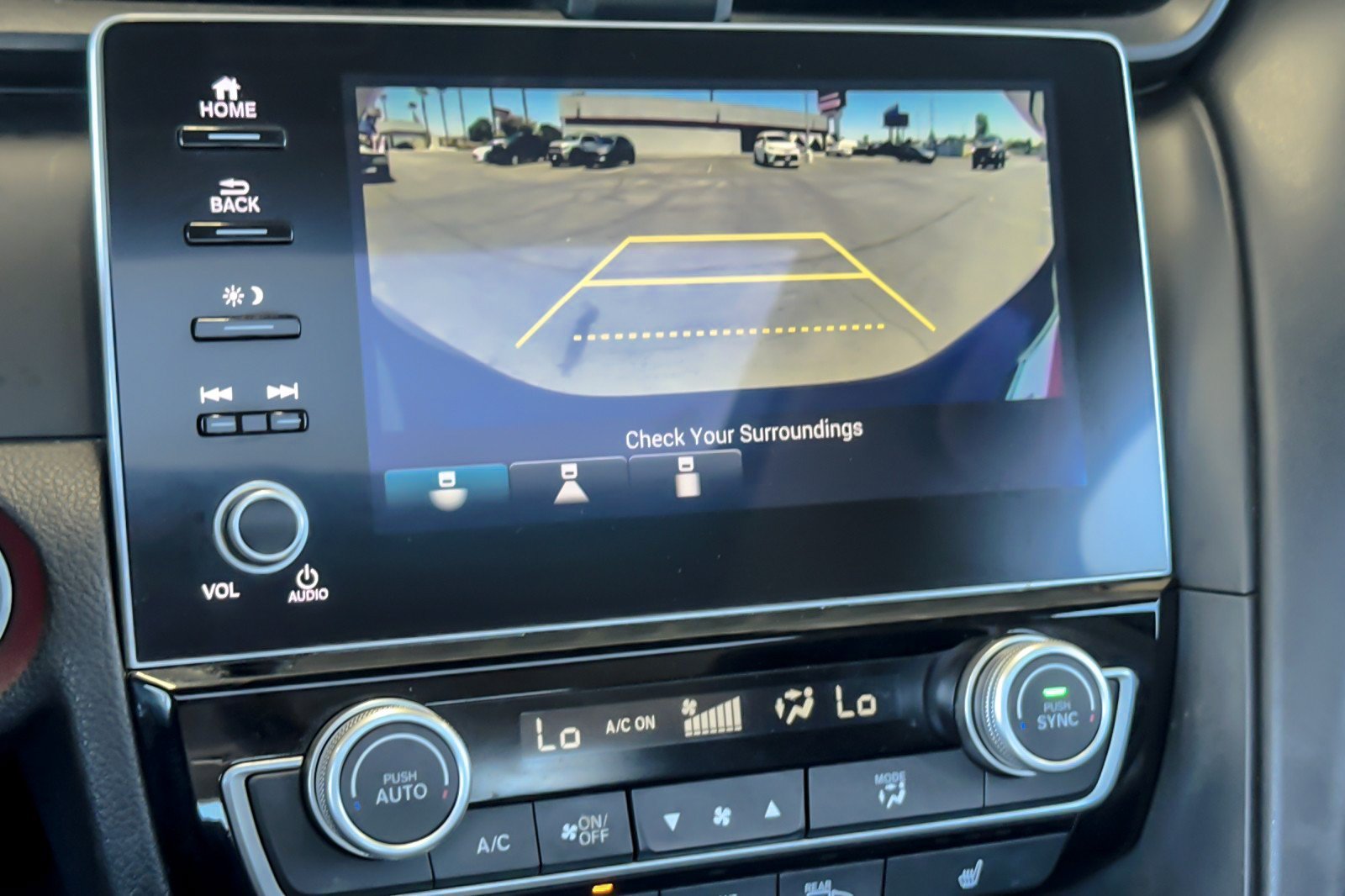 Used 2020 Honda Insight Touring image 18