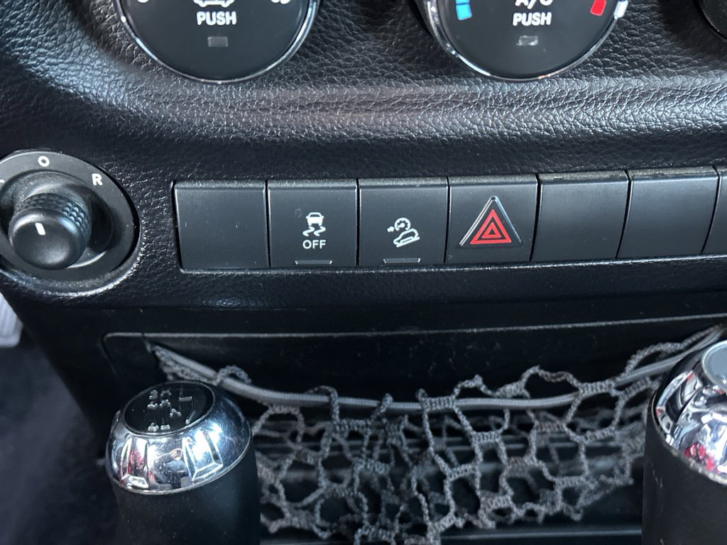 Used 2015 Jeep Wrangler Unlimited Sport w/ Quick Order Package 24S image 22