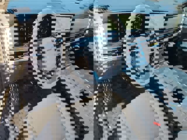 Certified 2025 Hyundai Santa Fe Limited image 10