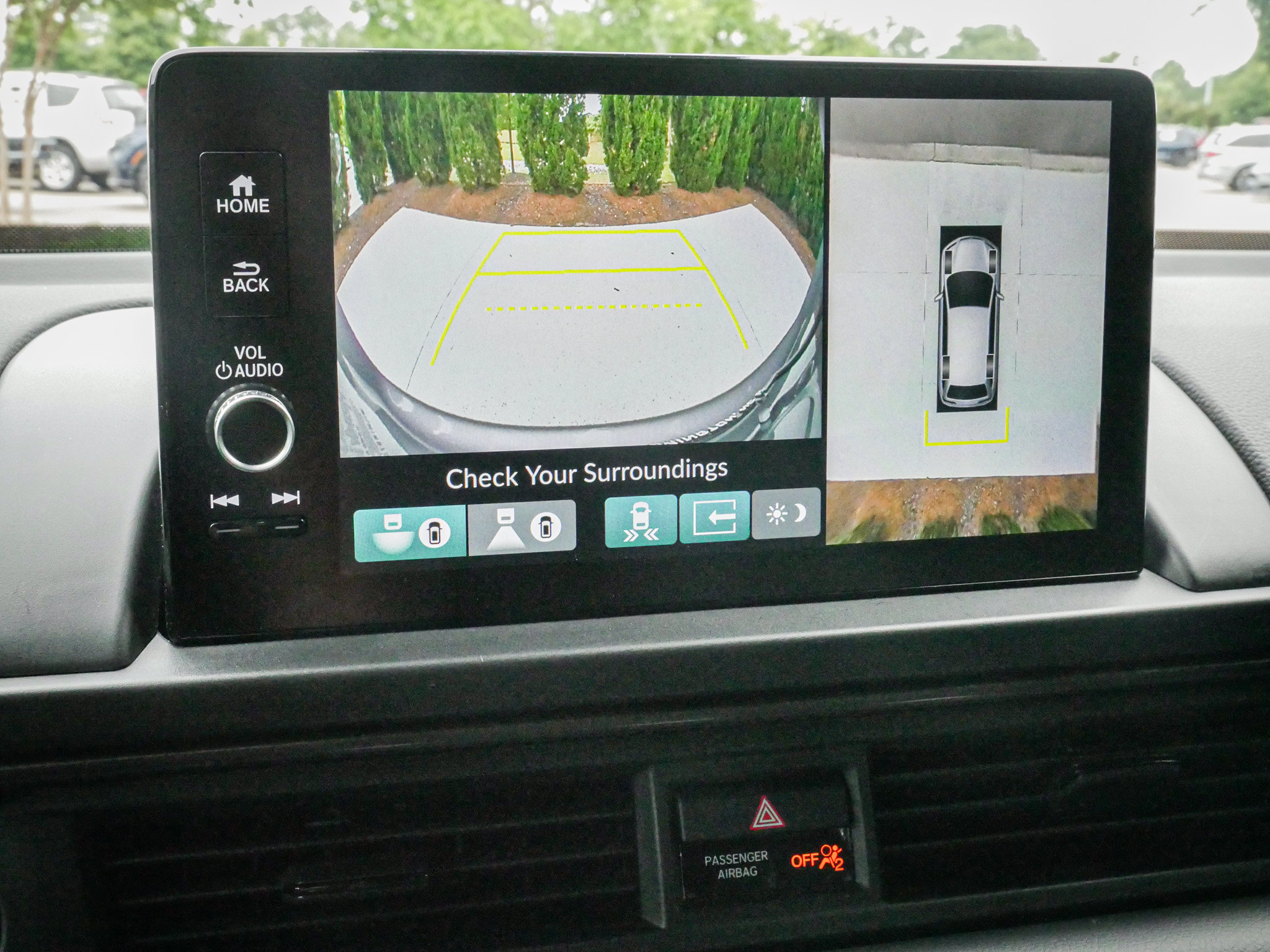 Used 2025 Honda Pilot TrailSport image 24