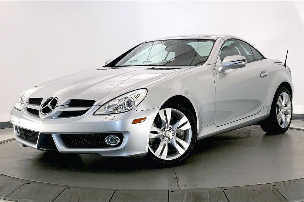 Used 2010 Mercedes-Benz SLK 350 image 11