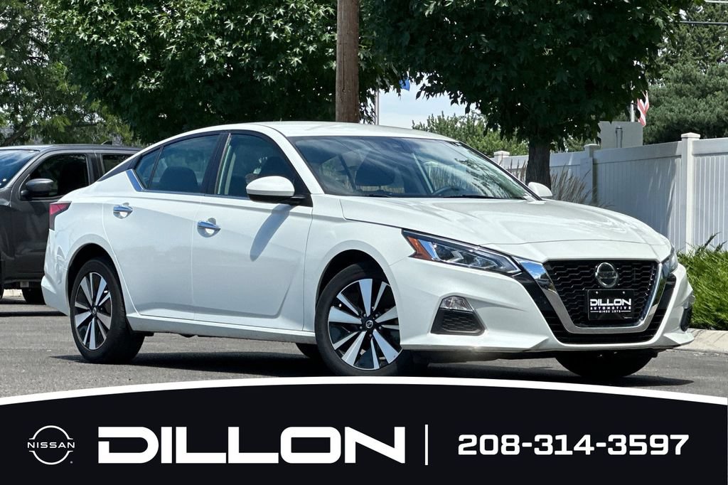 Used 2022 Nissan Altima 2.5 SV AWD/4WD image 2