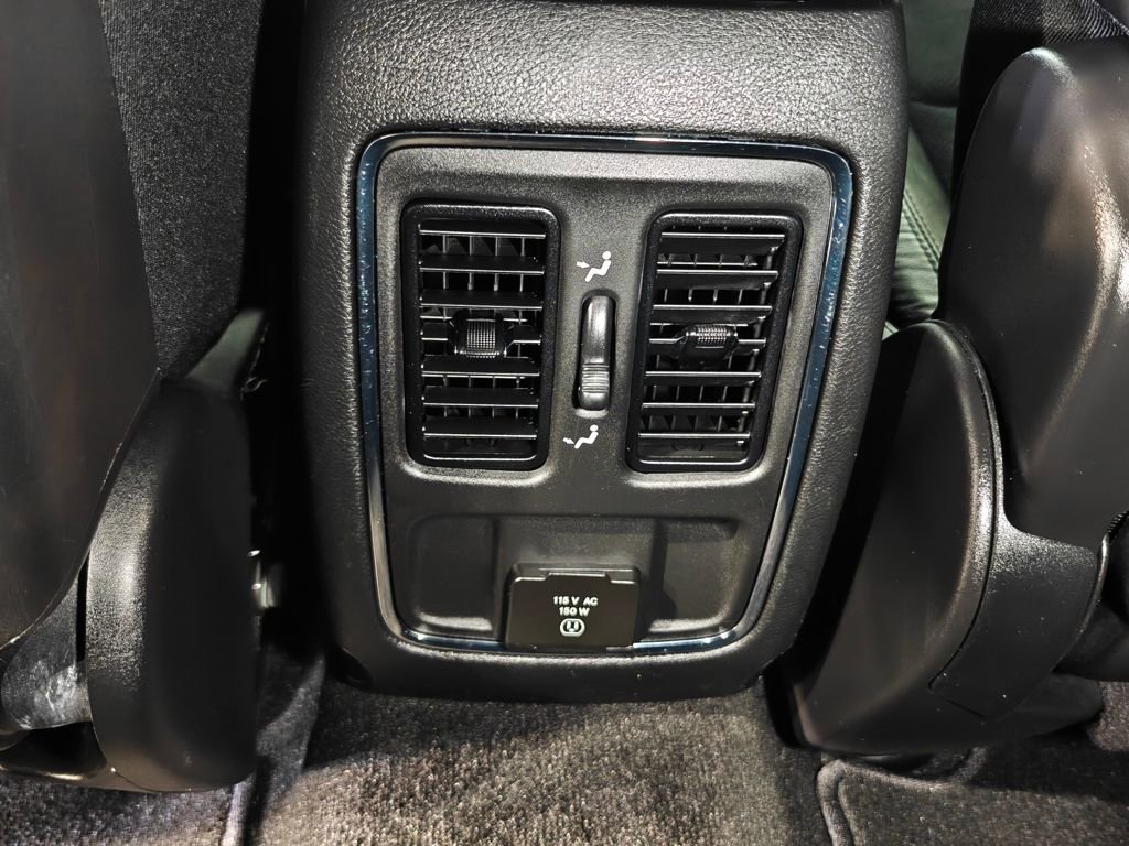 Used 2021 Jeep Grand Cherokee Laredo X image 25