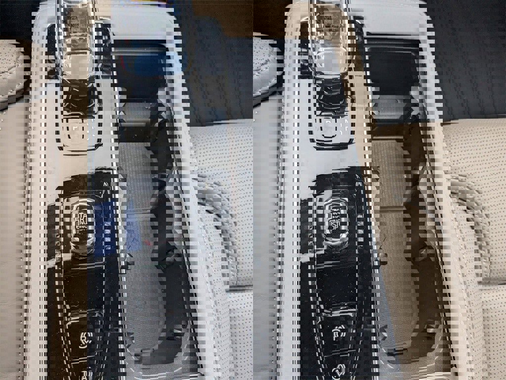 New 2026 Volvo XC90 T8 Ultra w/ Protection Package Premier image 30