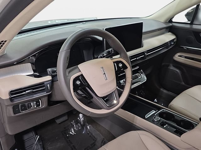 Certified 2023 Lincoln Corsair AWD w/ Equipment Group 101A image 13