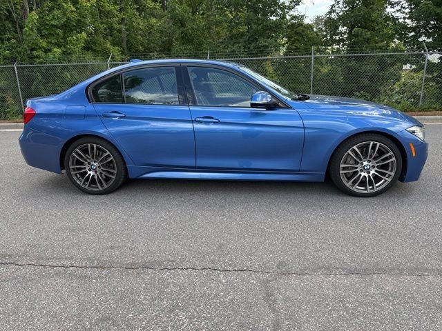 Used 2017 BMW 340i Sedan RWD image 4