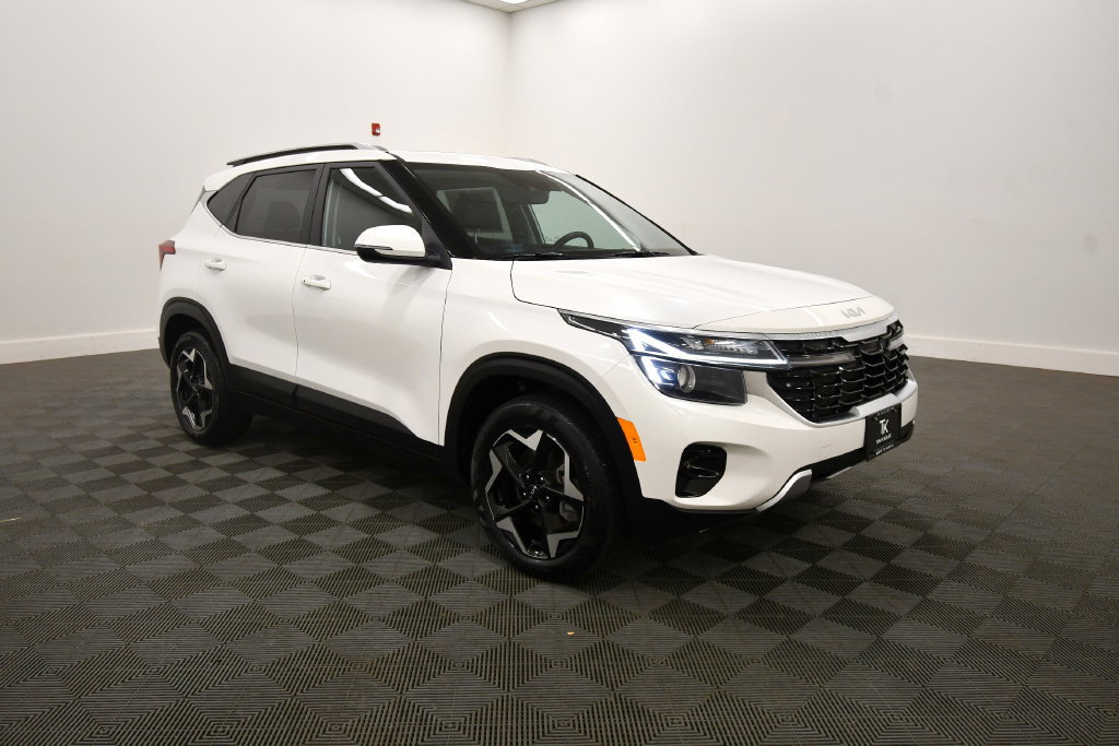 Certified 2024 Kia Seltos EX AWD/4WD image 10