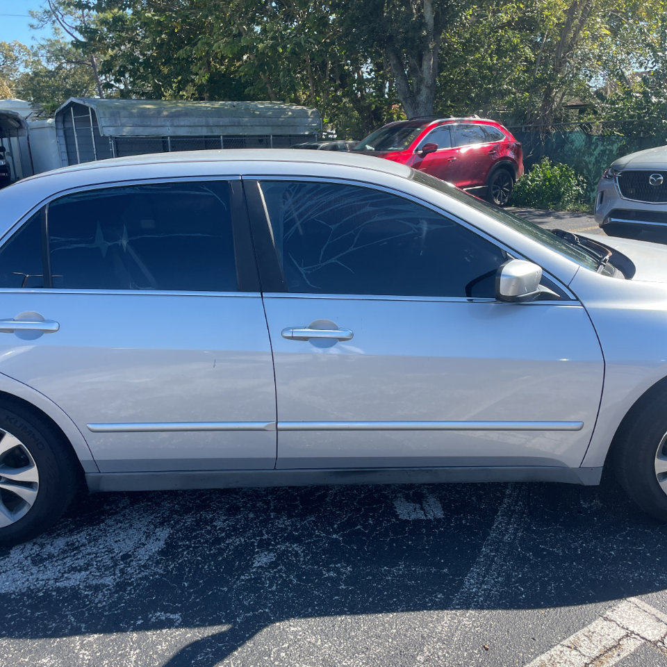 Used 2005 Honda Accord LX image 9