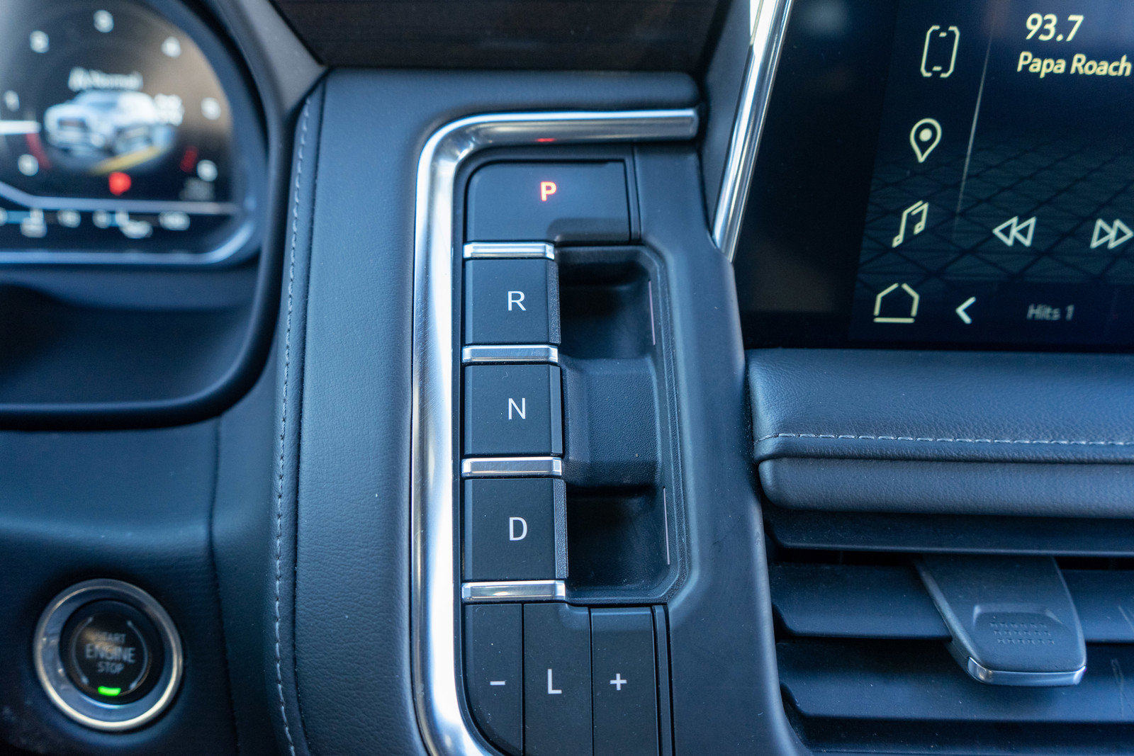 Used 2023 GMC Yukon SLE image 20