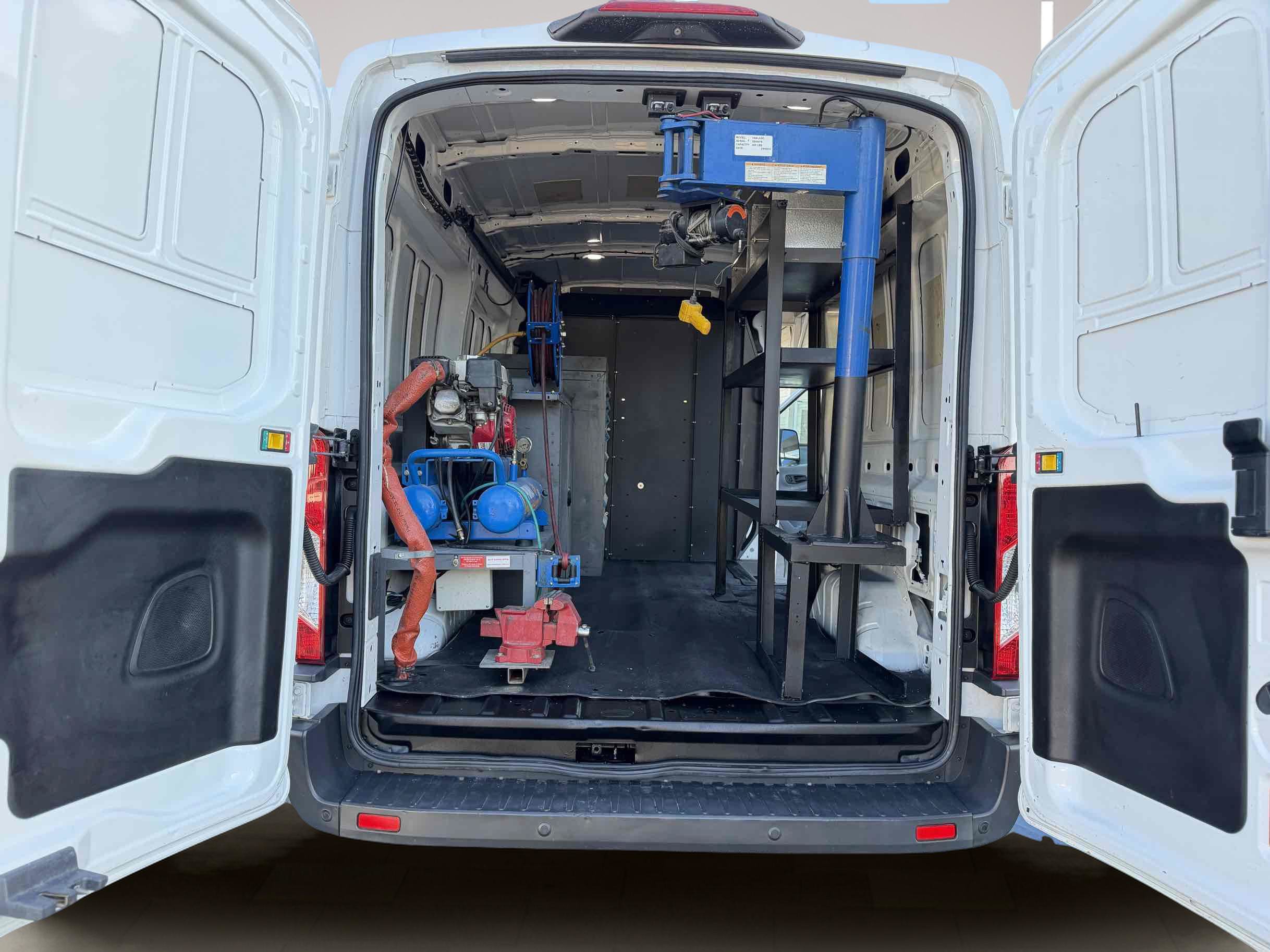 Used 2018 Ford Transit 350 148 Medium Roof RWD image 10