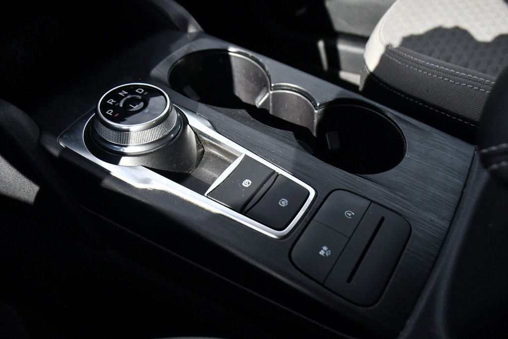 Used 2022 Ford Escape SE w/ Cold Weather Package image 29