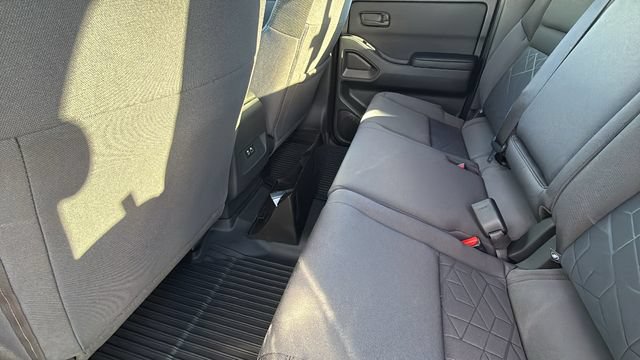 New 2026 Nissan Frontier SV w/ Tow Package AWD/4WD image 24