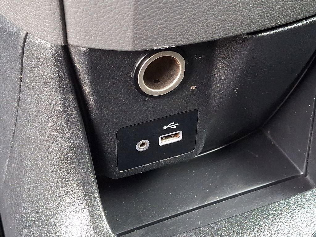 Used 2020 Nissan NV200 S FWD image 21