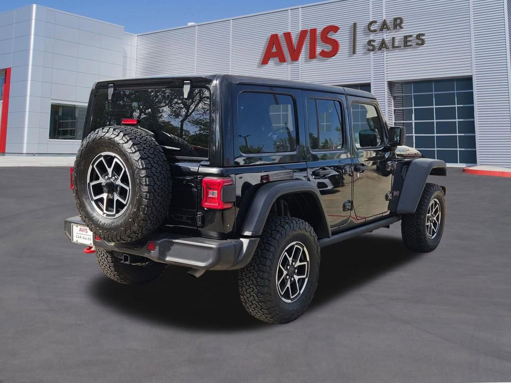 Used 2025 Jeep Wrangler Unlimited Rubicon AWD/4WD image 6