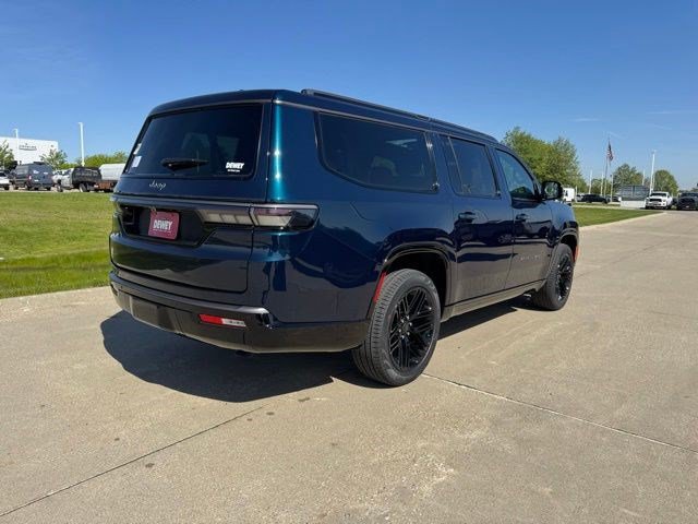 New 2026 Jeep Grand Wagoneer L Limited AWD/4WD image 7