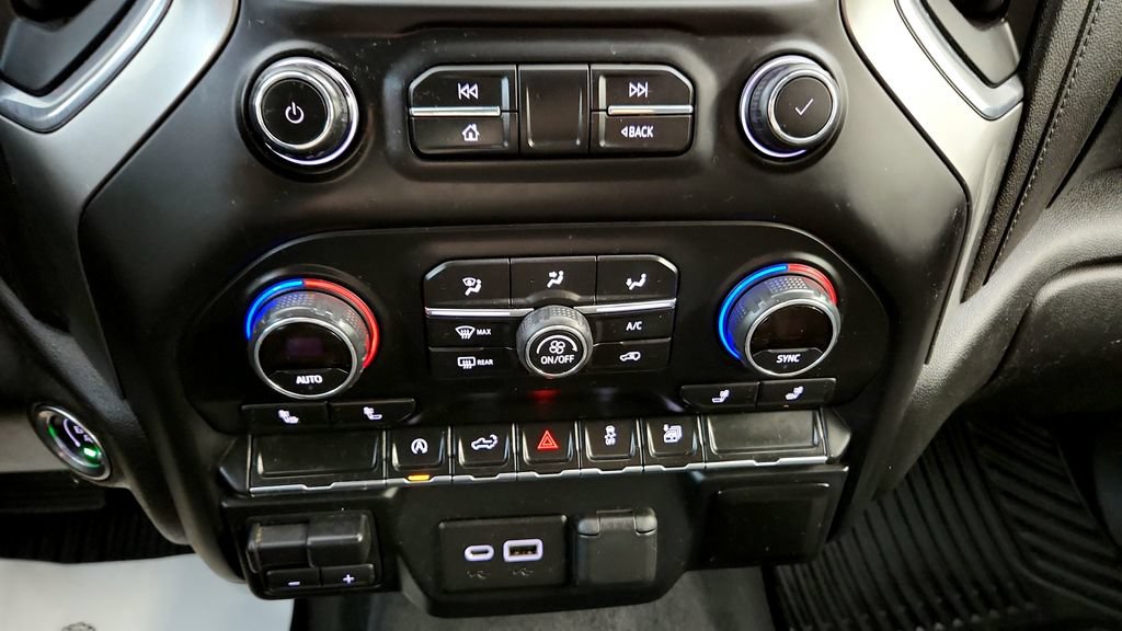 Used 2019 Chevrolet Silverado 1500 LT w/ All-Star Edition AWD/4WD image 29