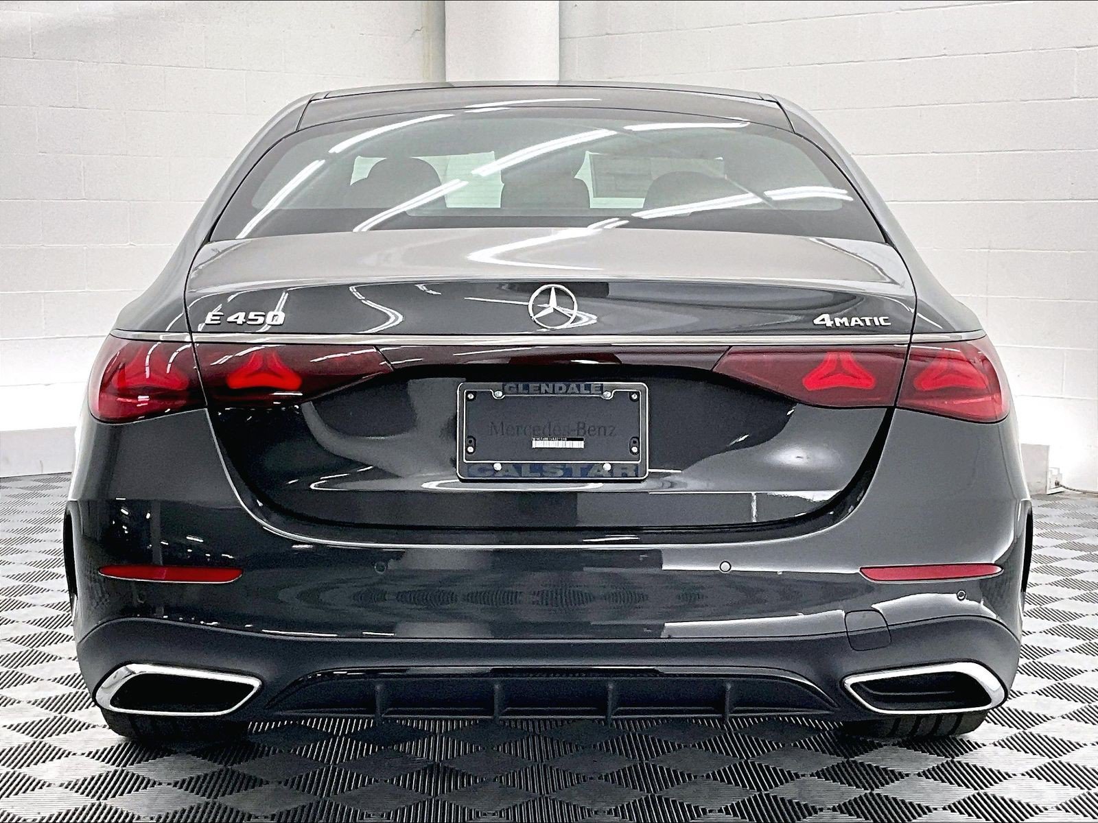 New 2027 Mercedes-Benz E 450 4MATIC Sedan image 3