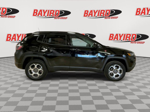 Used 2022 Jeep Compass Trailhawk w/ Trailhawk Convenience Group image 9
